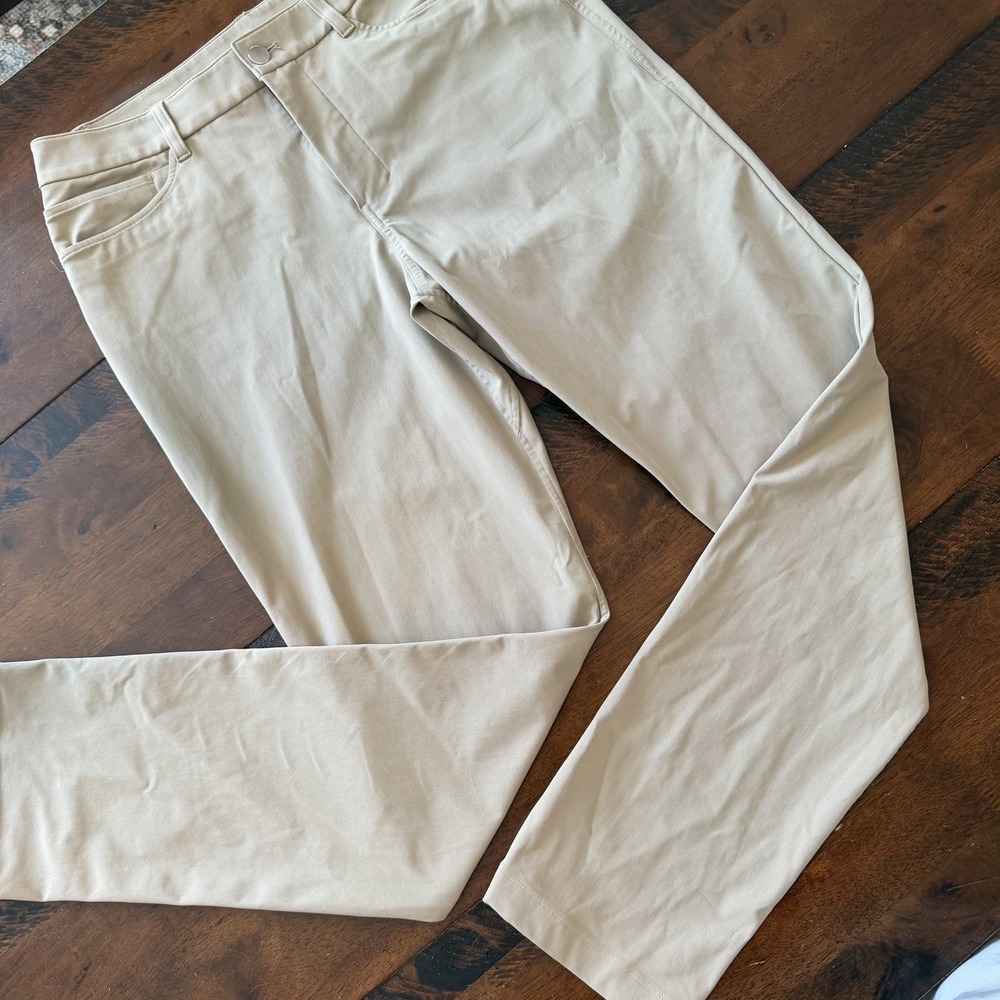 Lululemon Mens 30x32 Beige ABC Slim Fit Stretch Chino 5 Pocket Pants LM5AQ9S